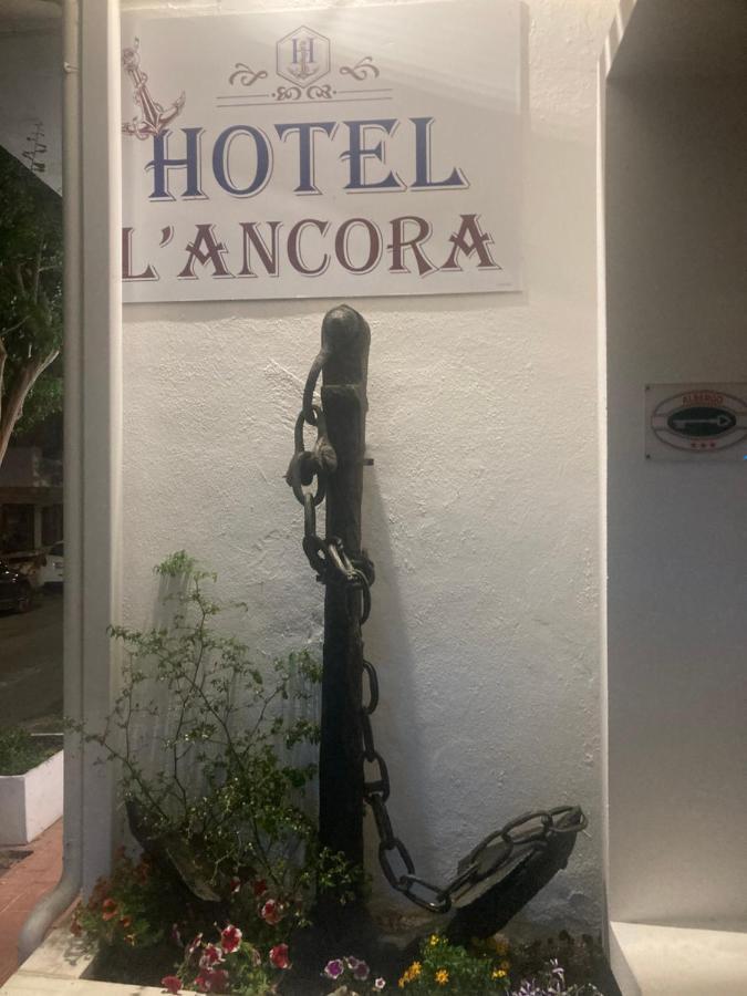 Hotel L'Ancora La Caletta Exteriér fotografie